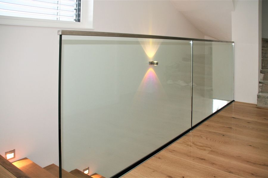 Ganzglas Treppengelaender