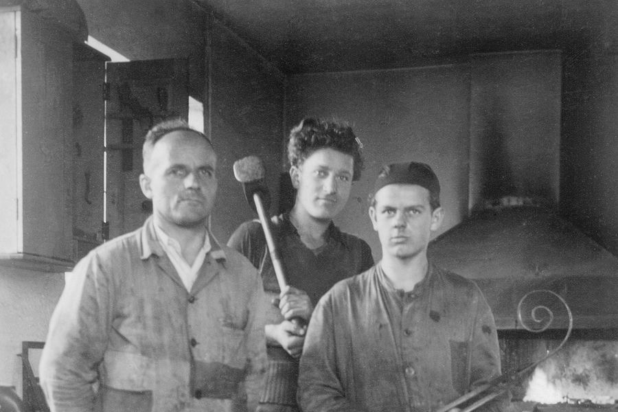 Firmengründer Ludwig Fink mit Norbert Humpa und Josef Rettinger